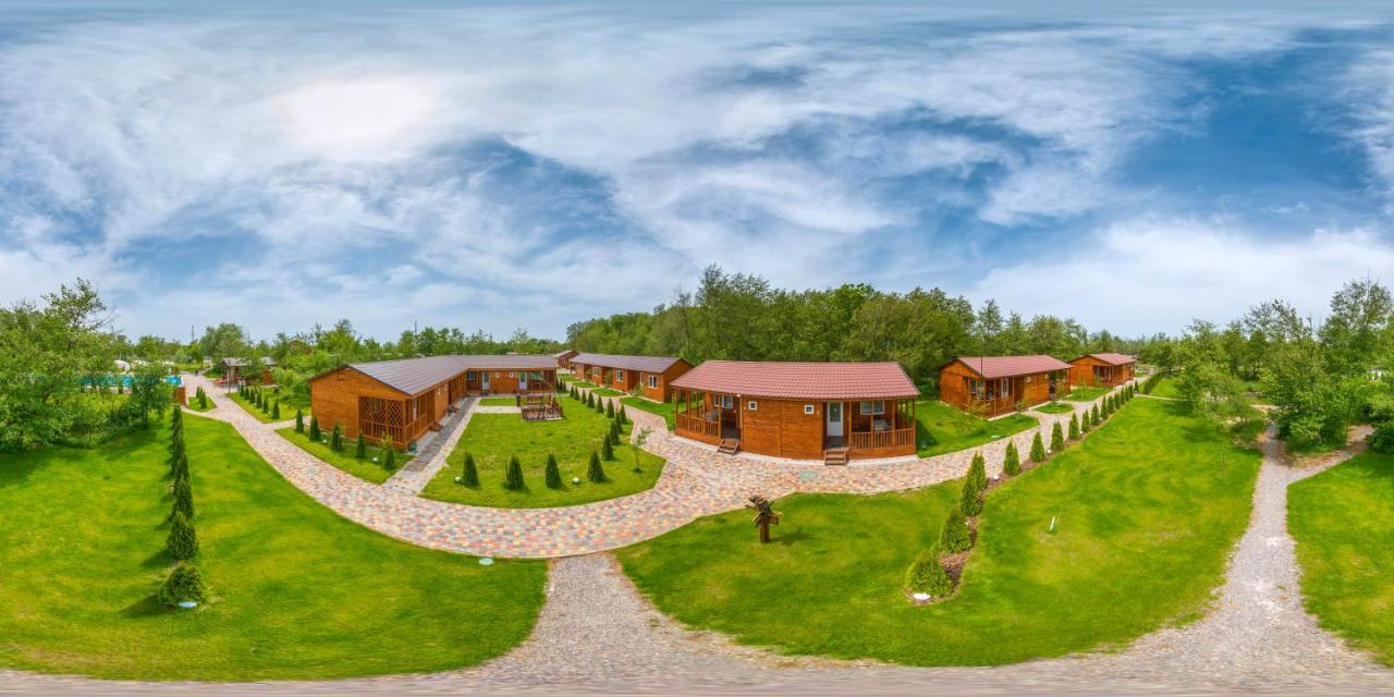 Liman Park Eco Hotel Stara Zbur'yivka Экстерьер фото