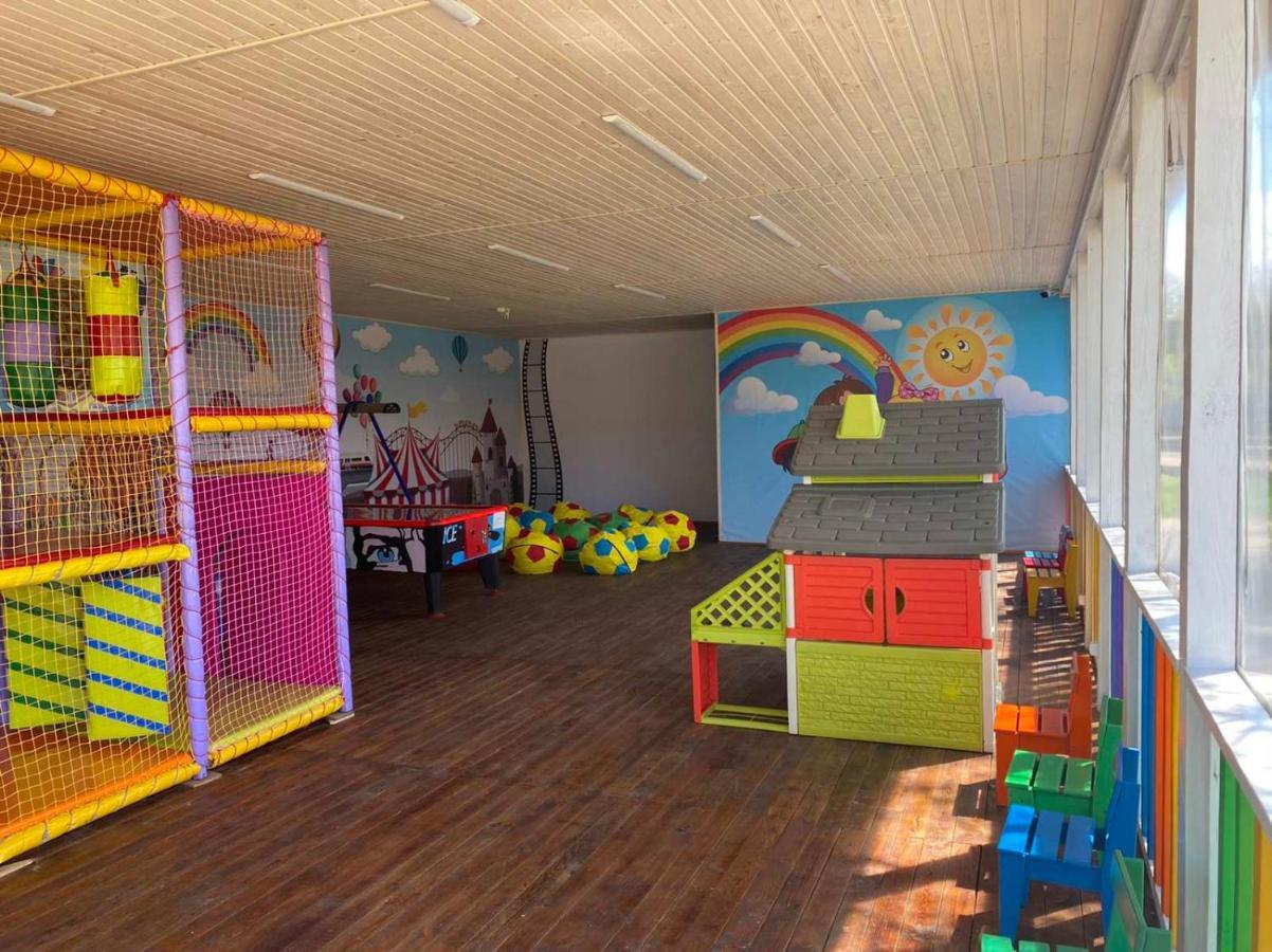 Liman Park Eco Hotel Stara Zbur'yivka Экстерьер фото
